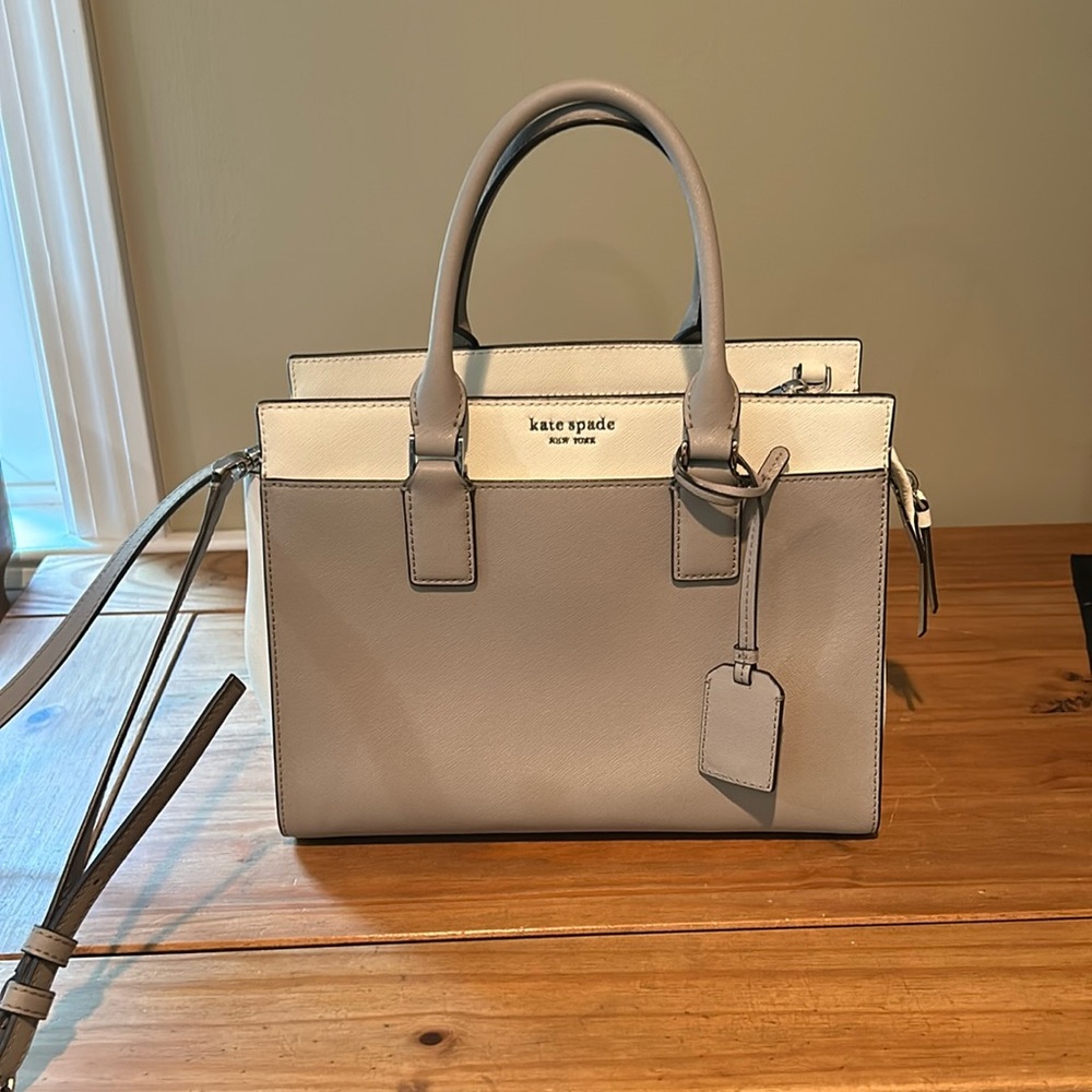 Kate spade pocket book